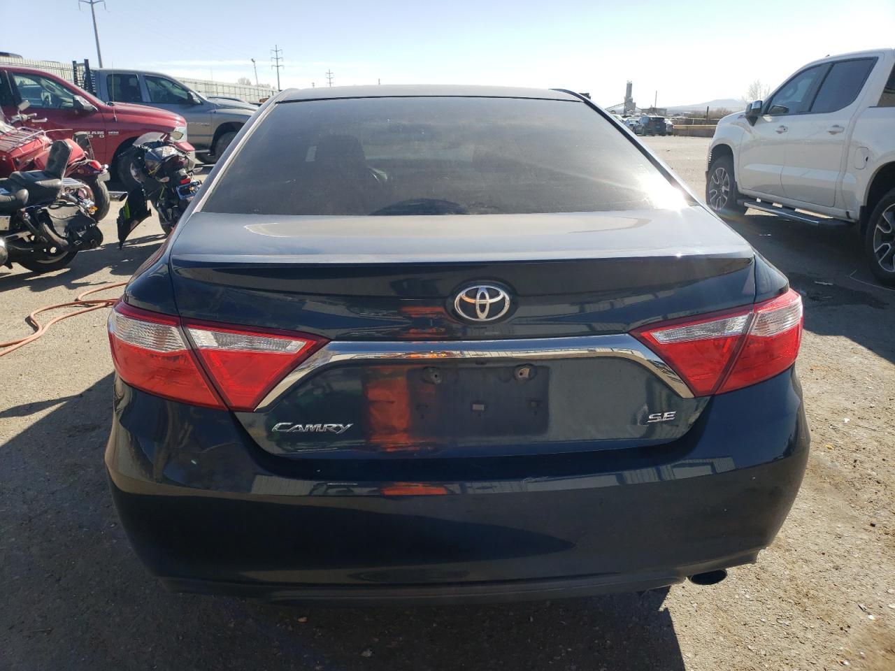 2017 TOYOTA CAMRY LE - Фото 6
