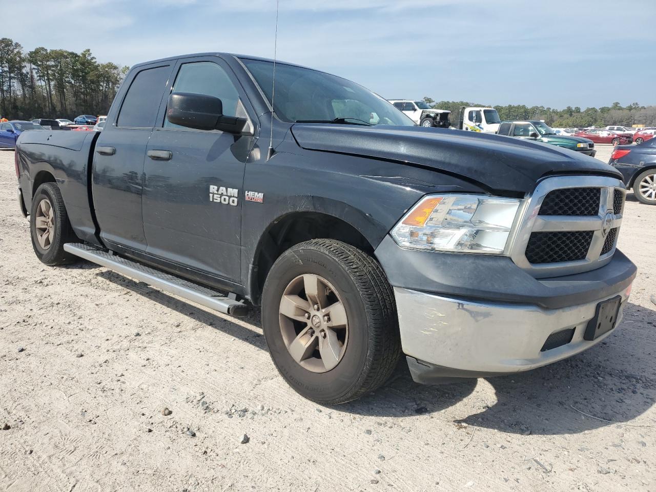 2015 RAM 1500 ST - Image 4