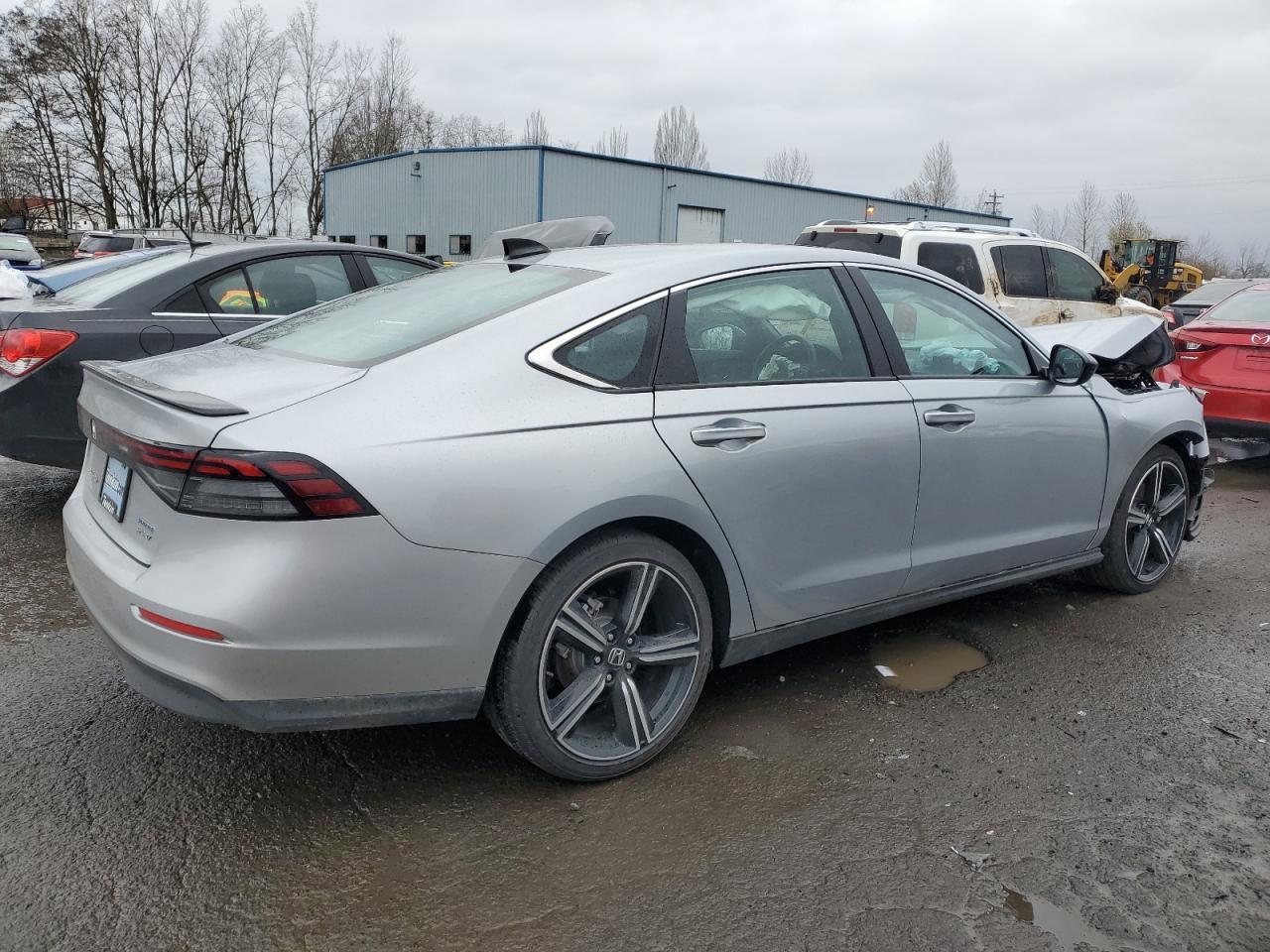 2024 HONDA ACCORD HYB - Image 3