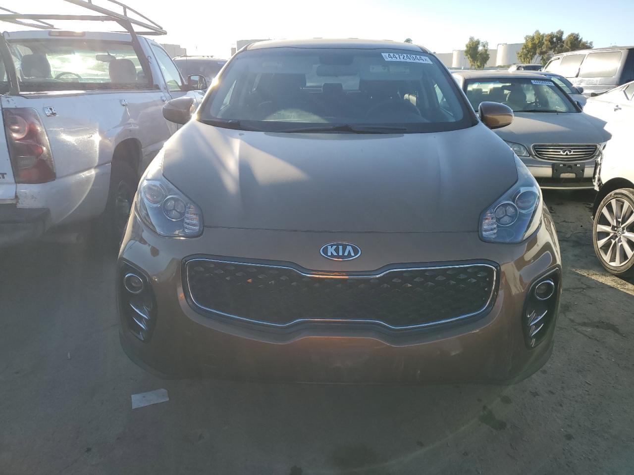 2017 KIA SPORTAGE L - Image 5