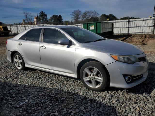 2014 Toyota Camry L - Image 4