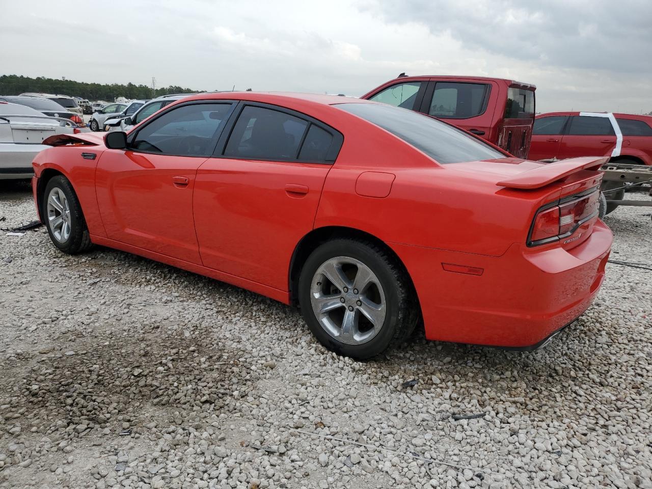 2014 DODGE CHARGER SE - Фото 2