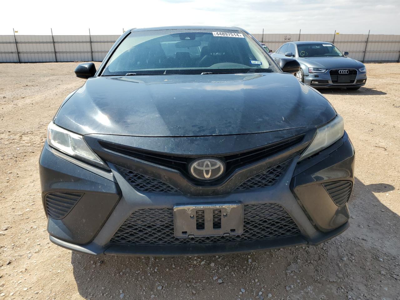 2019 TOYOTA CAMRY L - Фото 5
