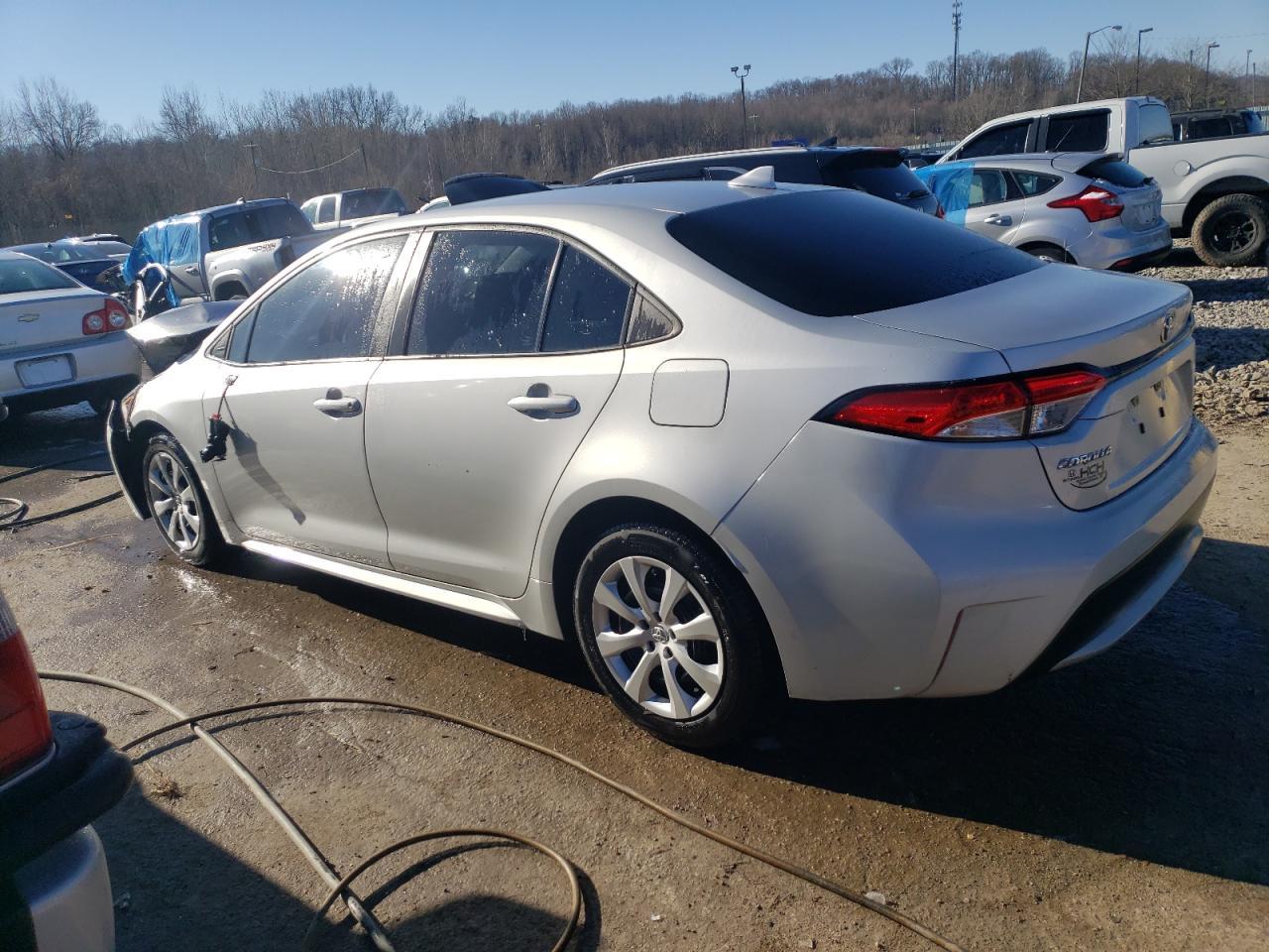2020 TOYOTA COROLLA LE - Image 2