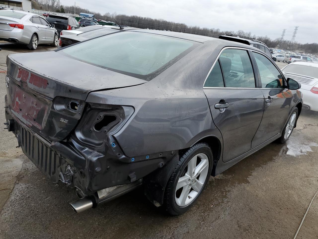 2013 TOYOTA CAMRY L - Image 3