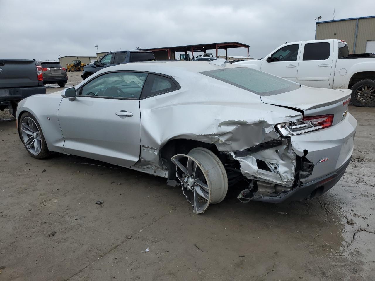 2018 CHEVROLET CAMARO LT - Image 2