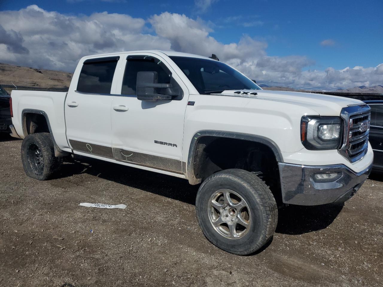 2017 GMC SIERRA K15 - Image 4