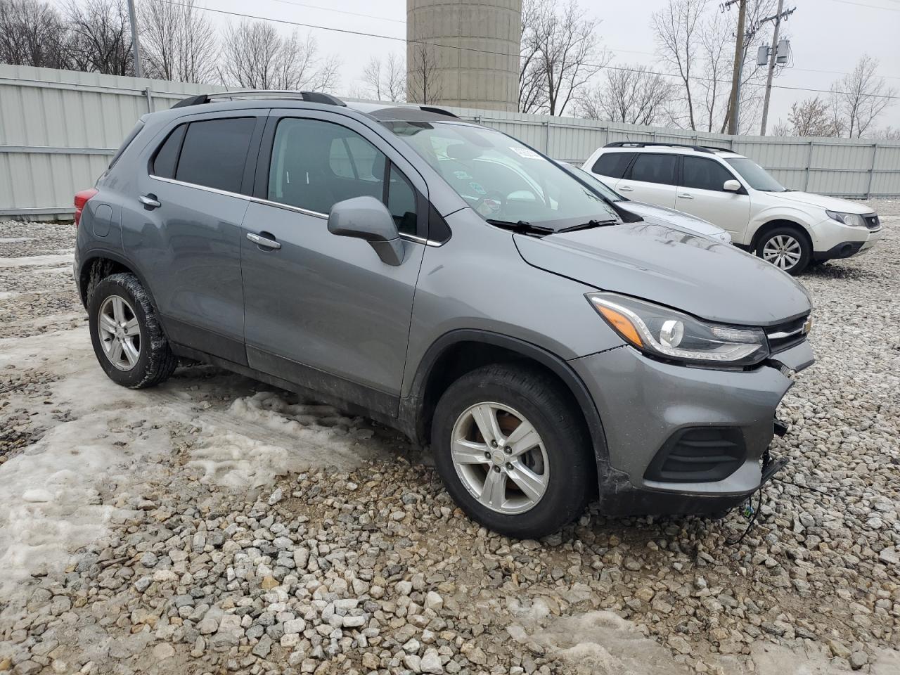 2019 CHEVROLET TRAX 1LT - Фото 4