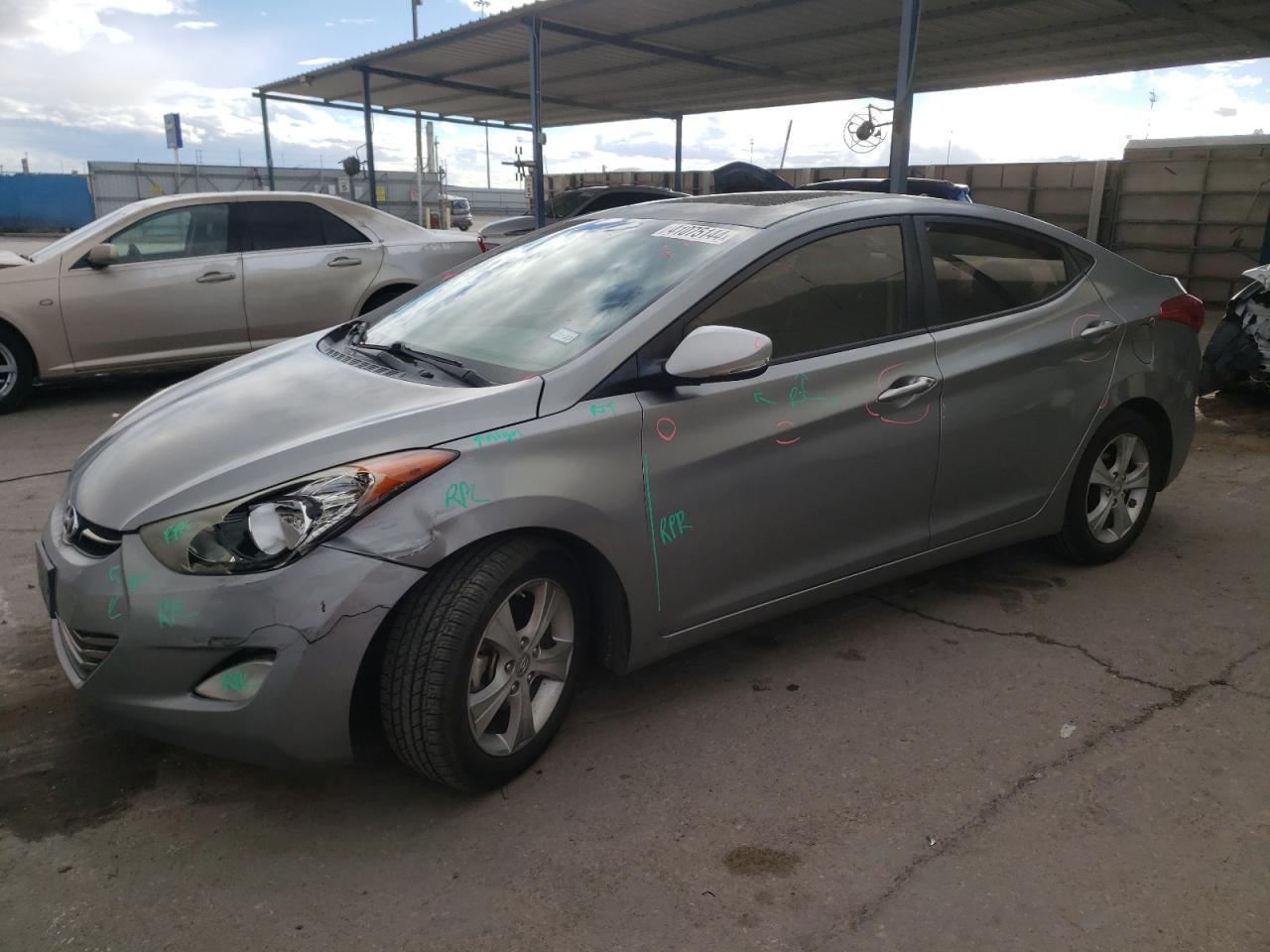 2013 HYUNDAI ELANTRA GL