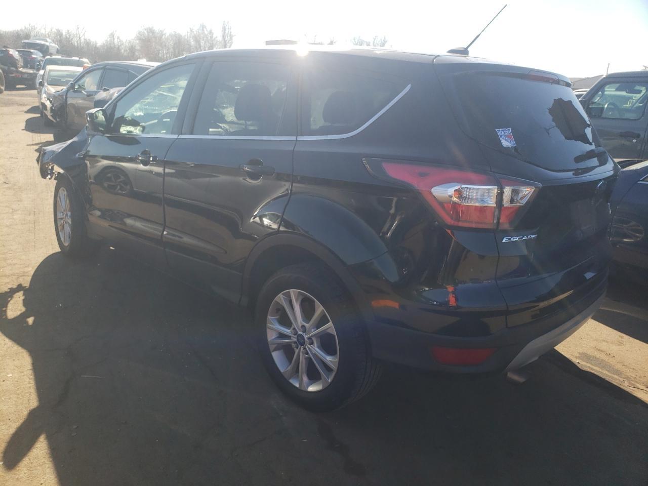 2017 FORD ESCAPE SE - Фото 2