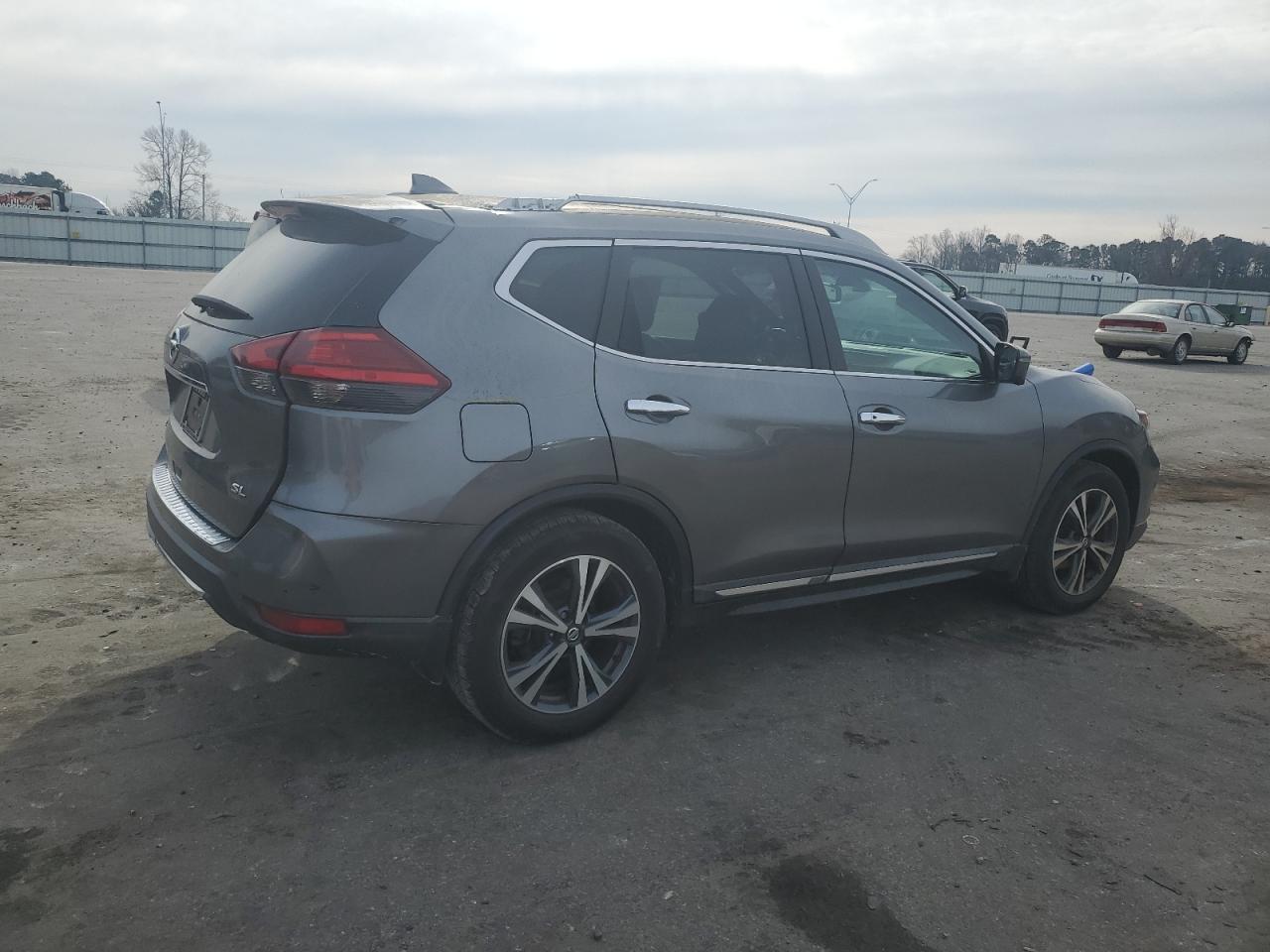 2017 NISSAN ROGUE S - Image 3