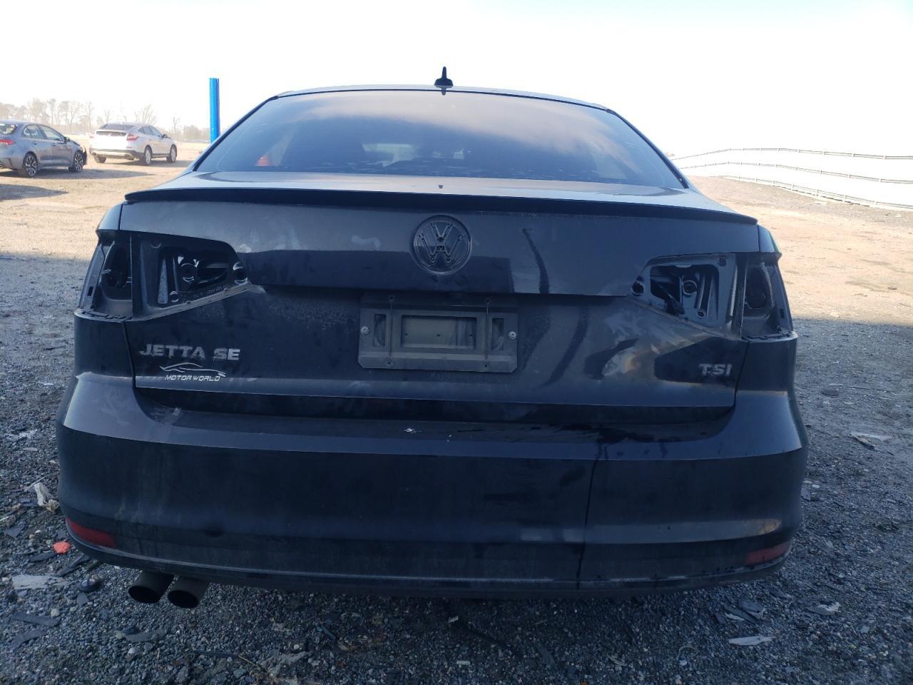 2017 VOLKSWAGEN JETTA SE - Image 6