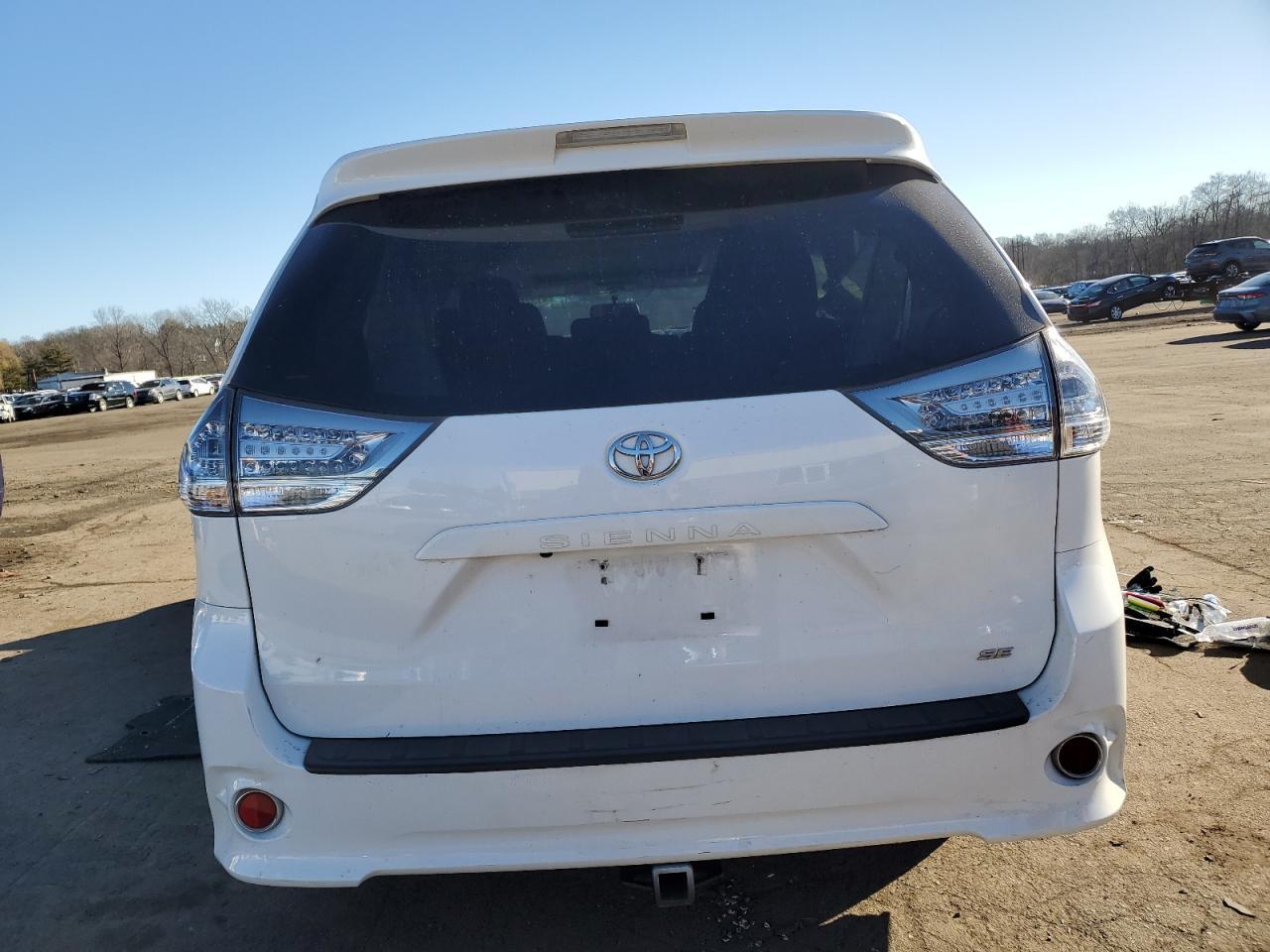 2015 TOYOTA SIENNA SPO - Фото 6