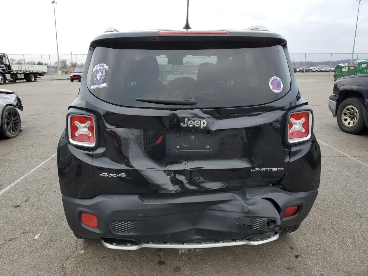 2017 JEEP RENEGADE L - Image 6