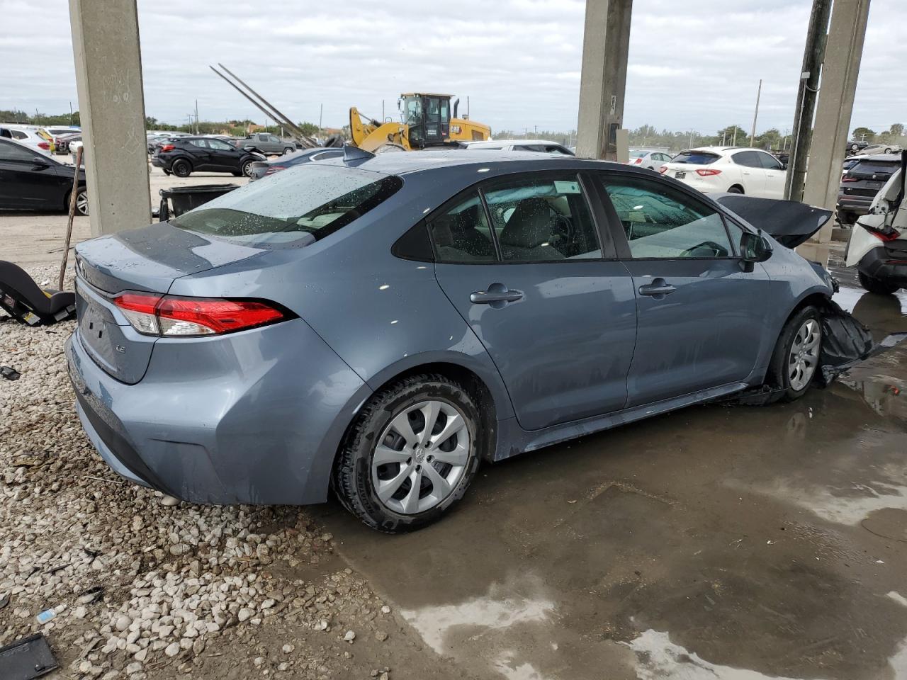 2020 TOYOTA COROLLA LE - Фото 3