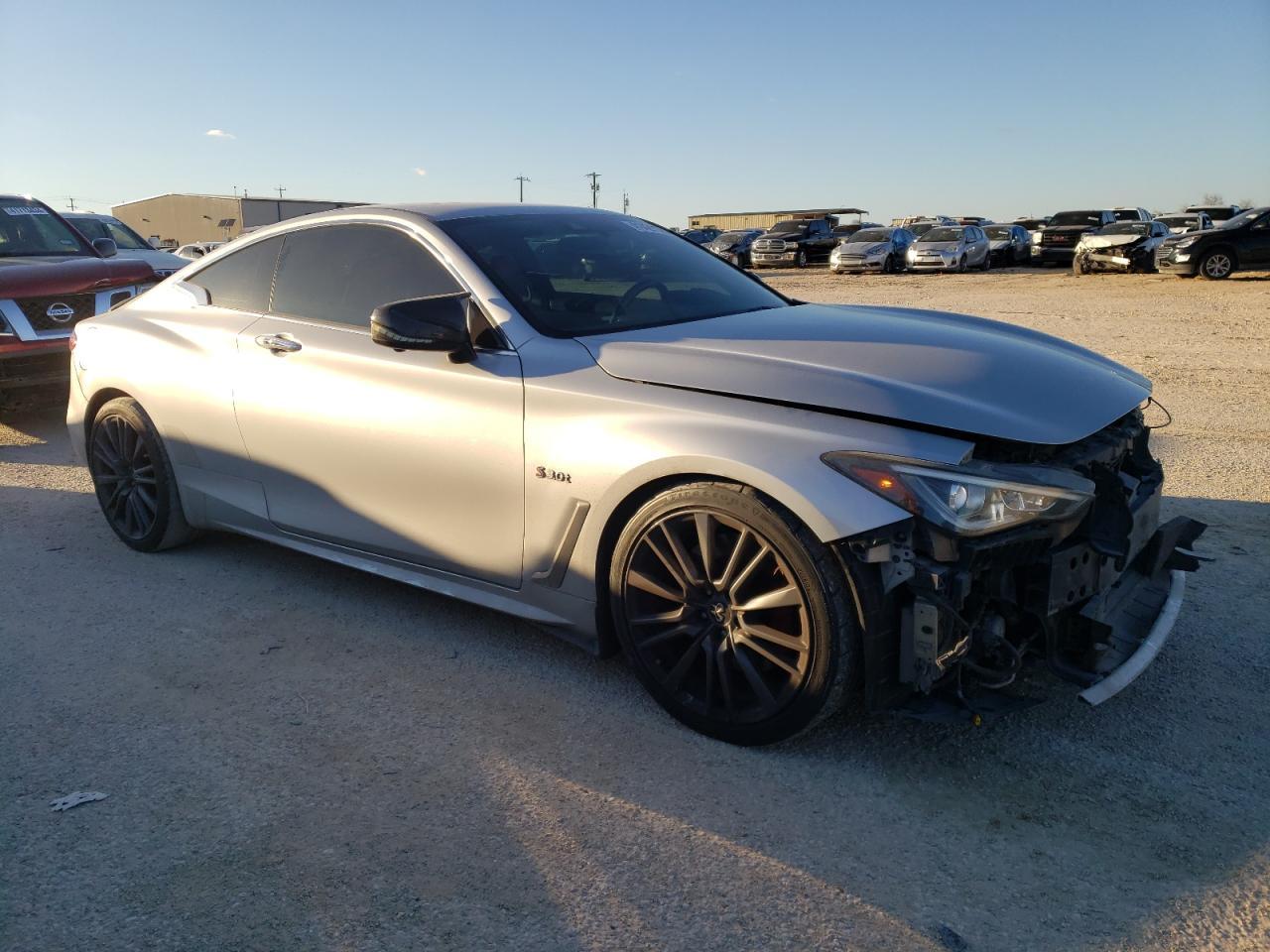 2017 INFINITI Q60 RED SP - Image 4