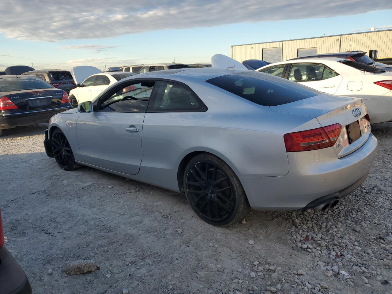 2011 AUDI A5 PREMIUM - Фото 2