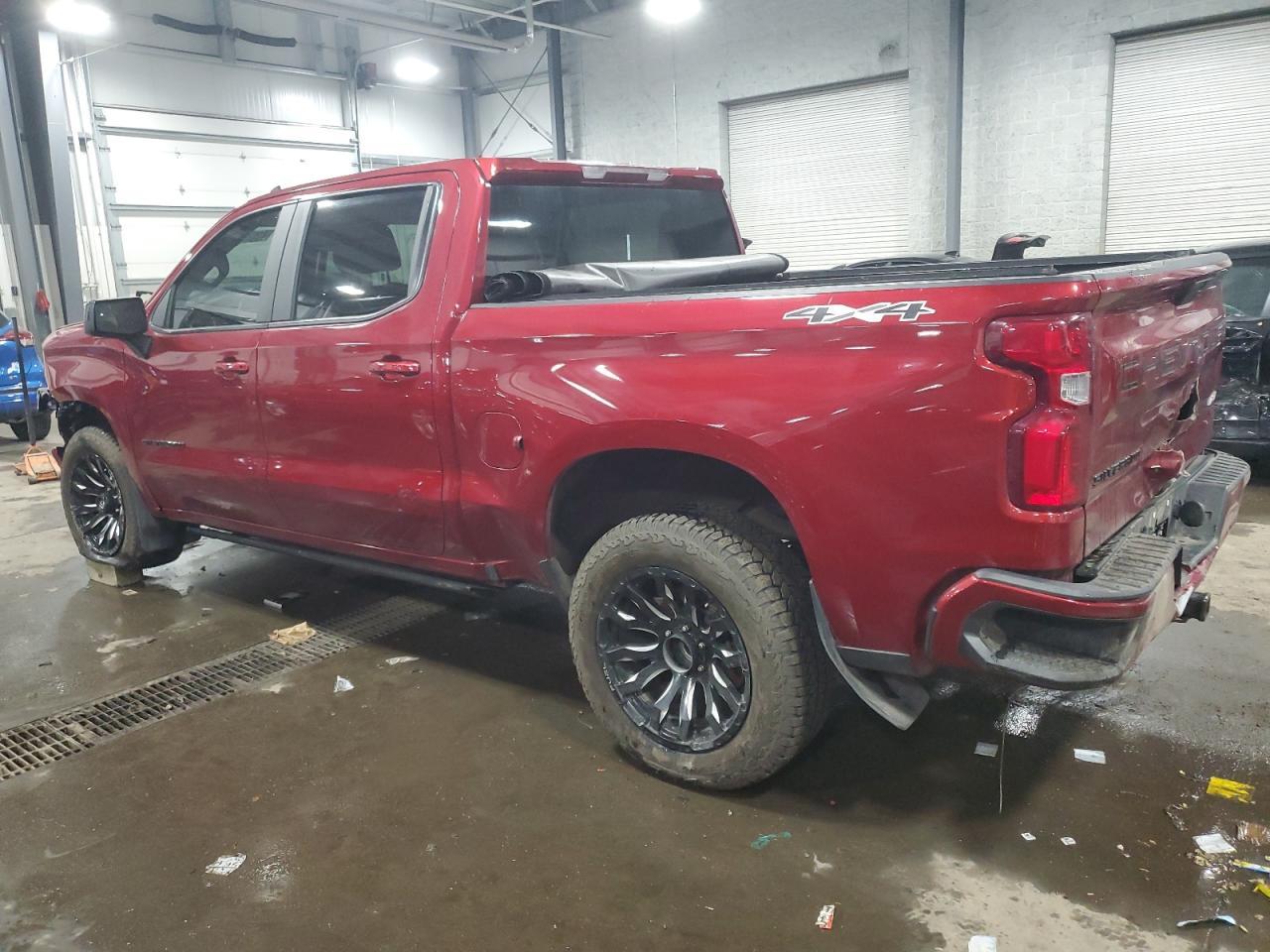 2021 CHEVROLET SILVERADO - Фото 2
