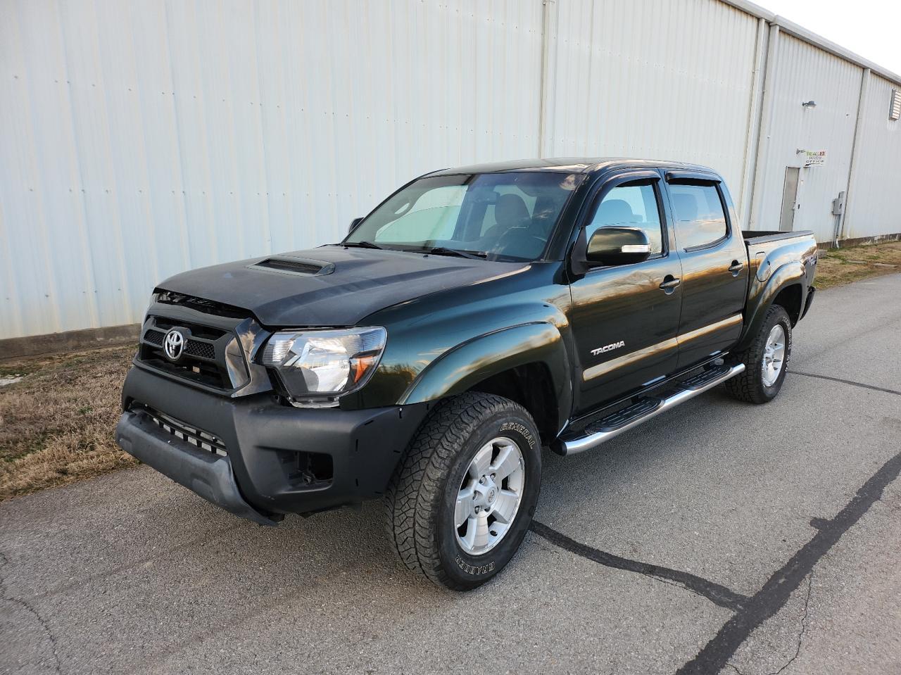 2013 TOYOTA TACOMA DOU - Фото 2