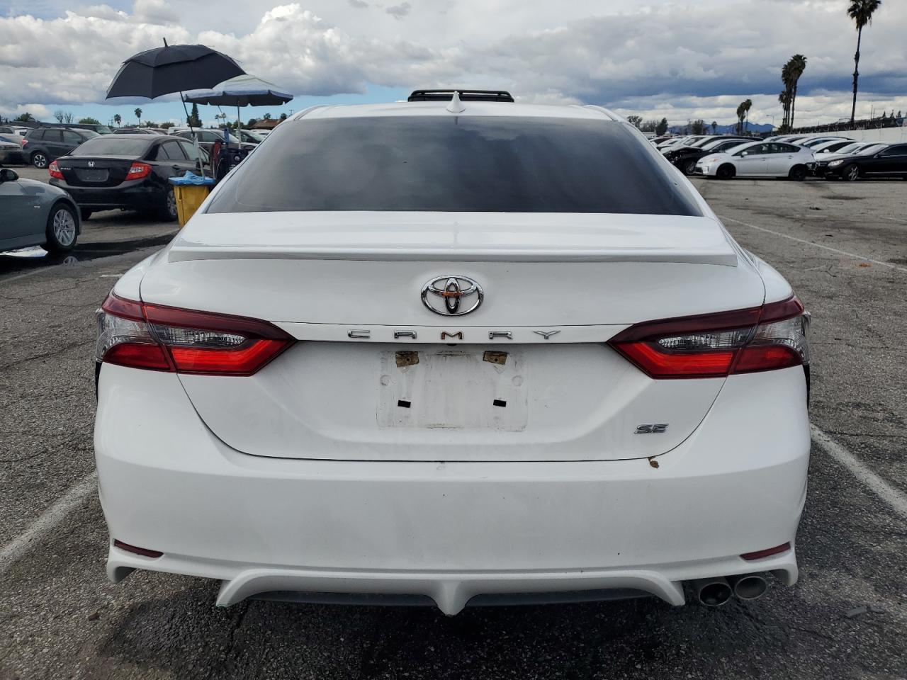 2021 TOYOTA CAMRY SE - Image 6