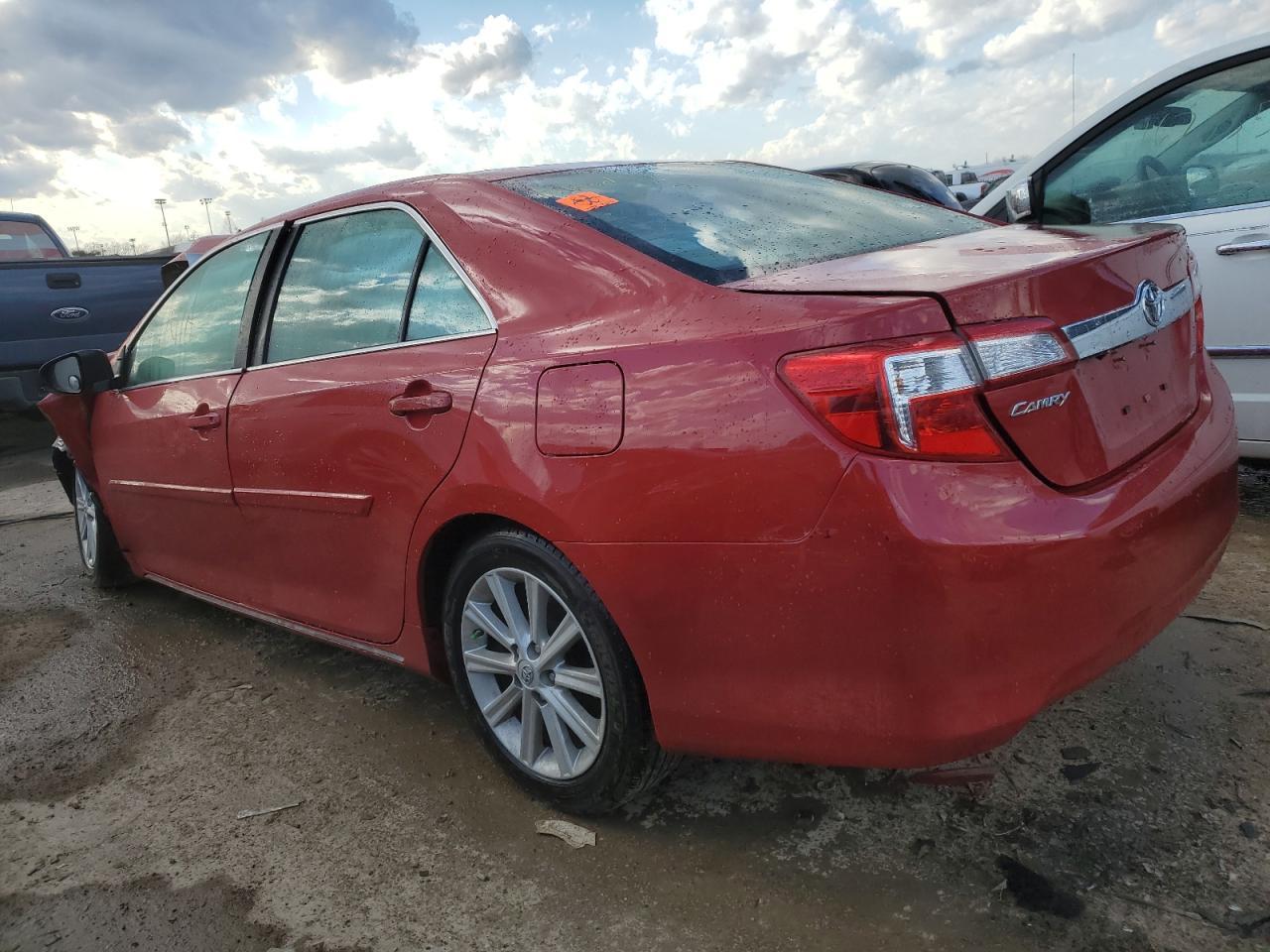 2014 TOYOTA CAMRY L - Image 2