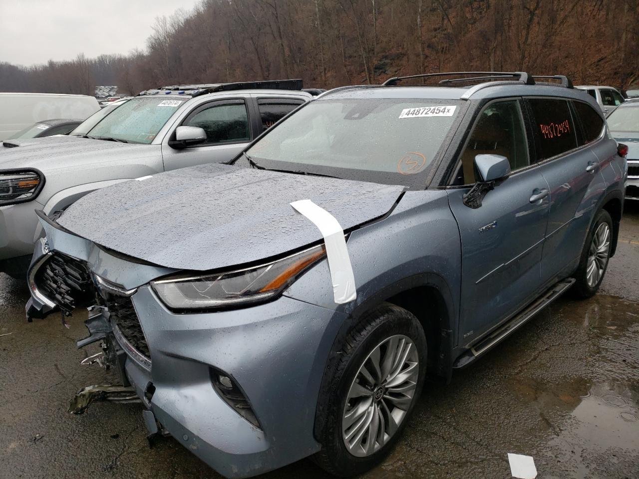 2021 TOYOTA HIGHLANDER car image