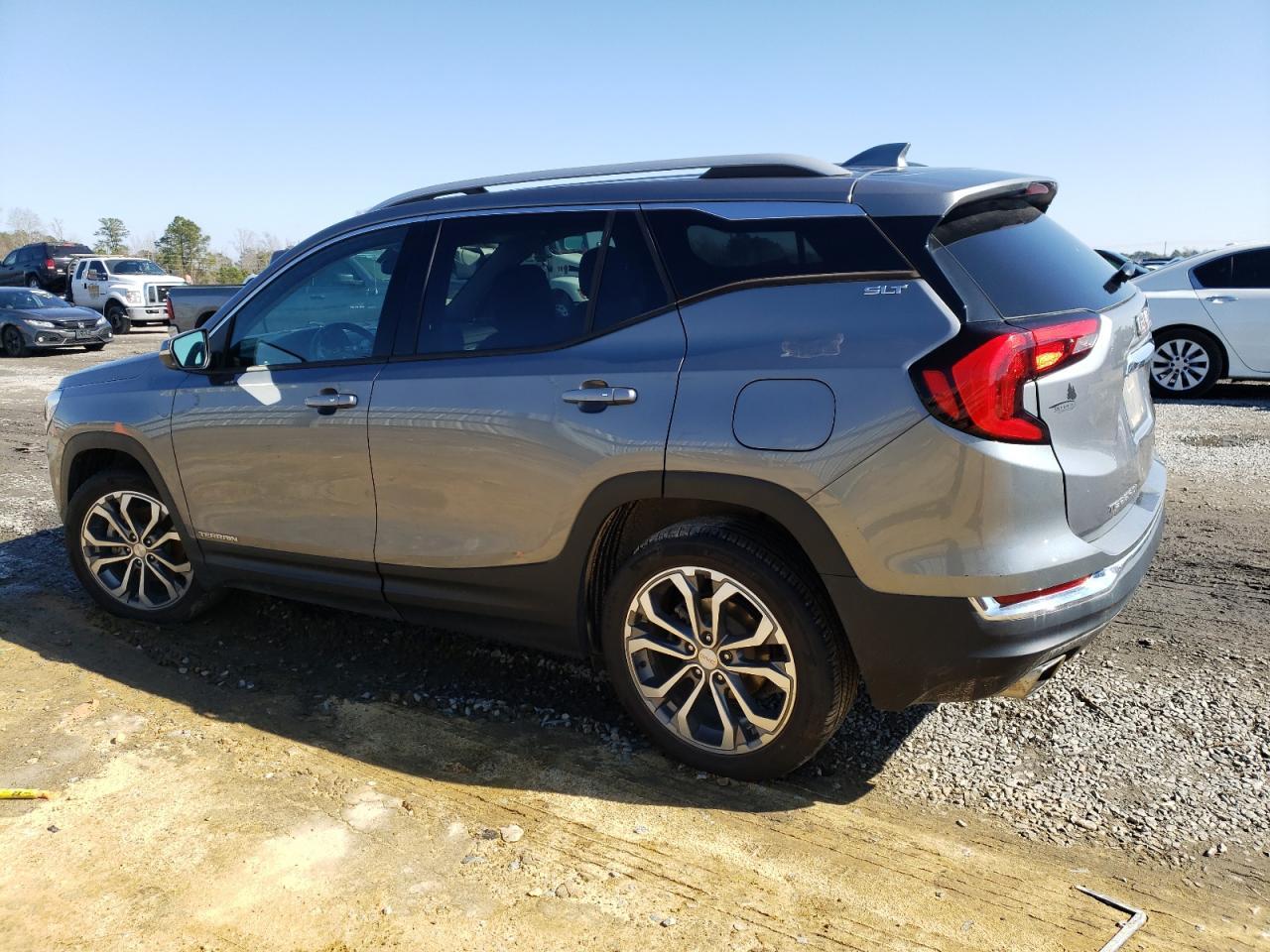 2019 GMC TERRAIN SL - Фото 2