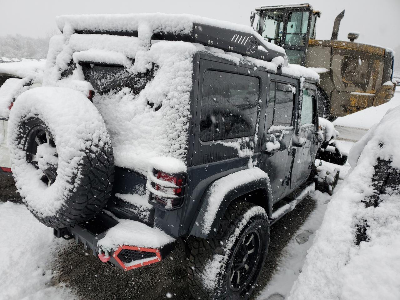 2017 JEEP WRANGLER U - Image 3