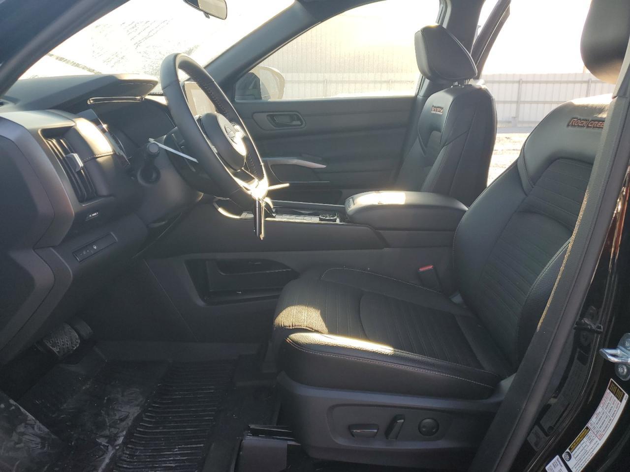 2023 NISSAN PATHFINDER - Фото 7