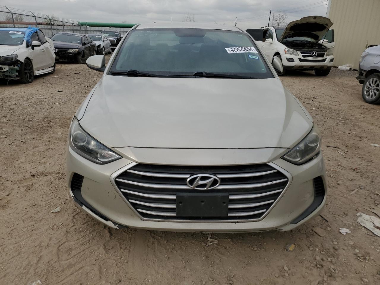 2017 HYUNDAI ELANTRA SE - Фото 5