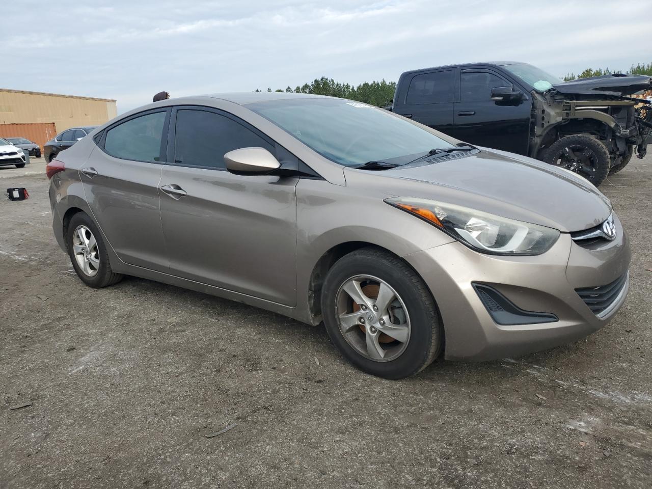 2014 HYUNDAI ELANTRA SE - Image 4