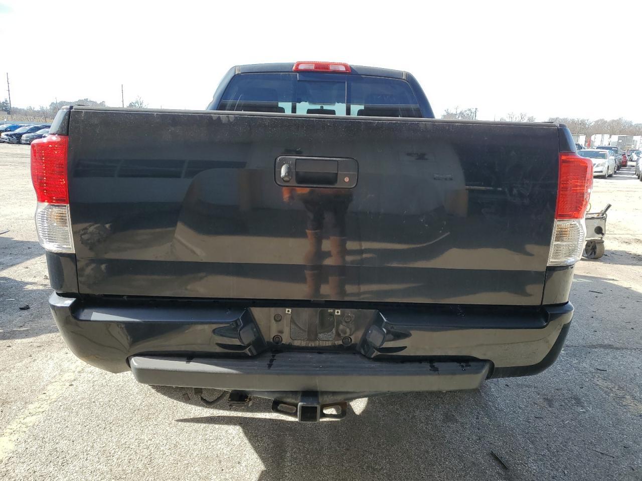 2011 TOYOTA TUNDRA DOU - Image 6
