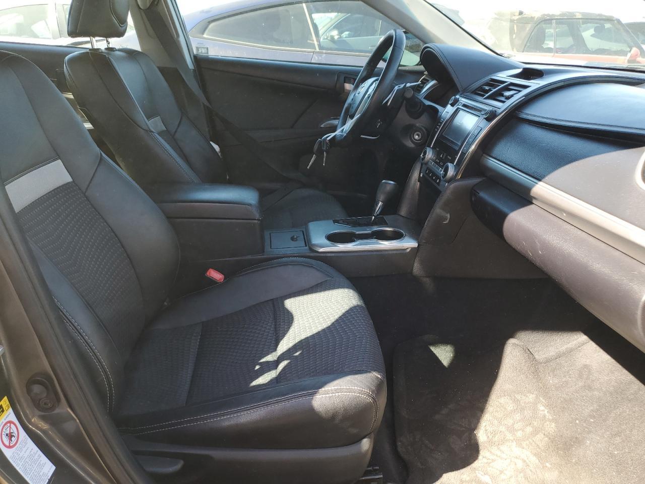 2014 TOYOTA CAMRY L - Image 7