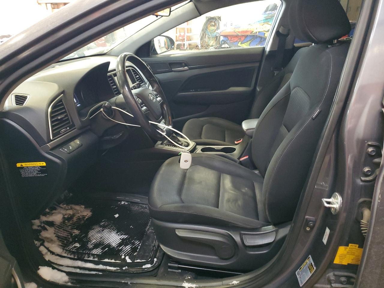 2017 HYUNDAI ELANTRA SE - Фото 7
