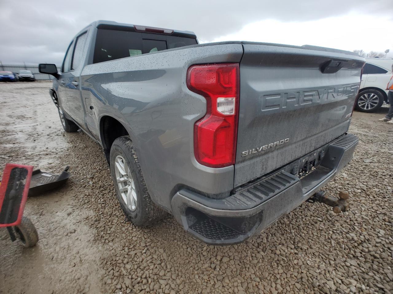 2021 CHEVROLET SILVERADO - Image 2