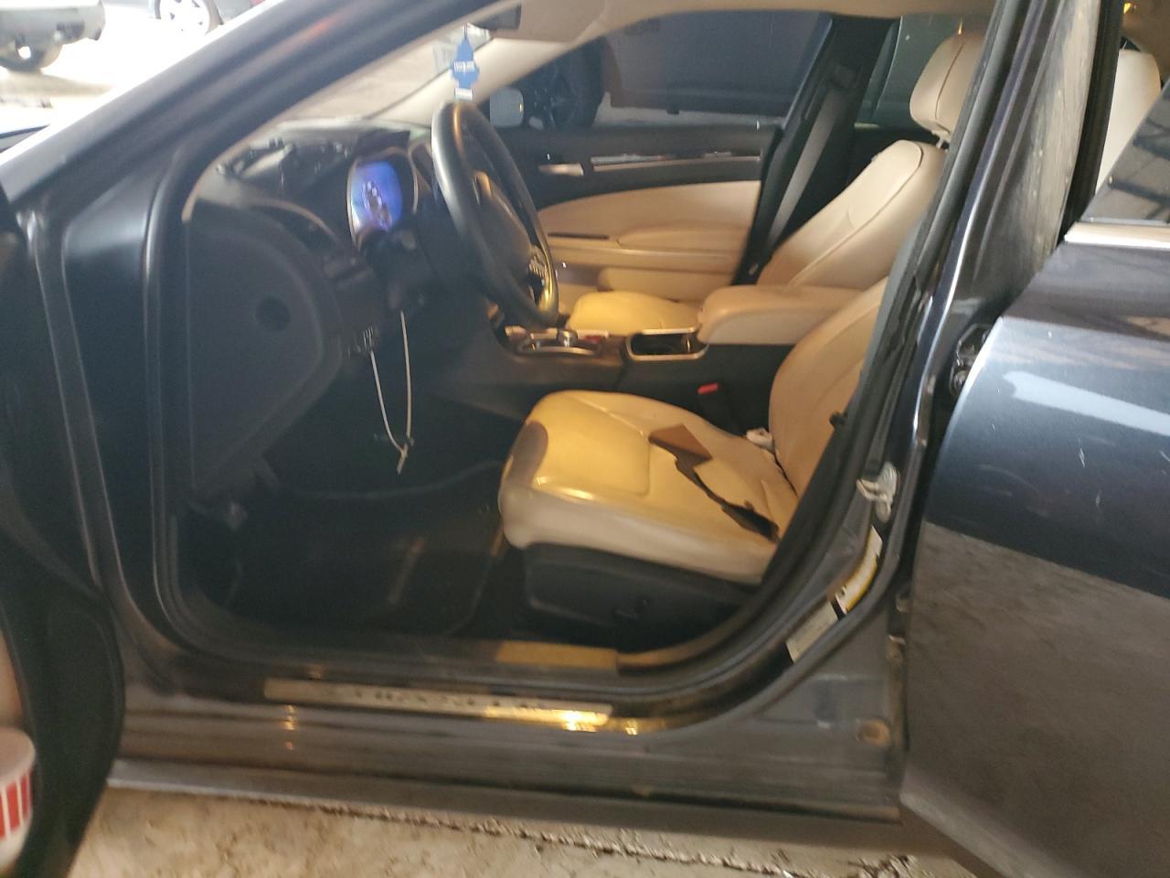 2015 CHRYSLER 300C - Фото 7