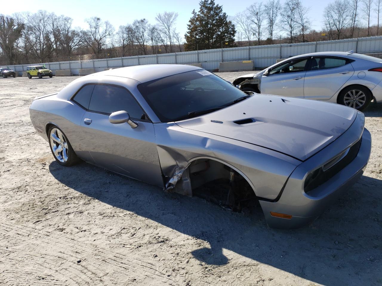 2013 DODGE CHALLENGER - Image 4