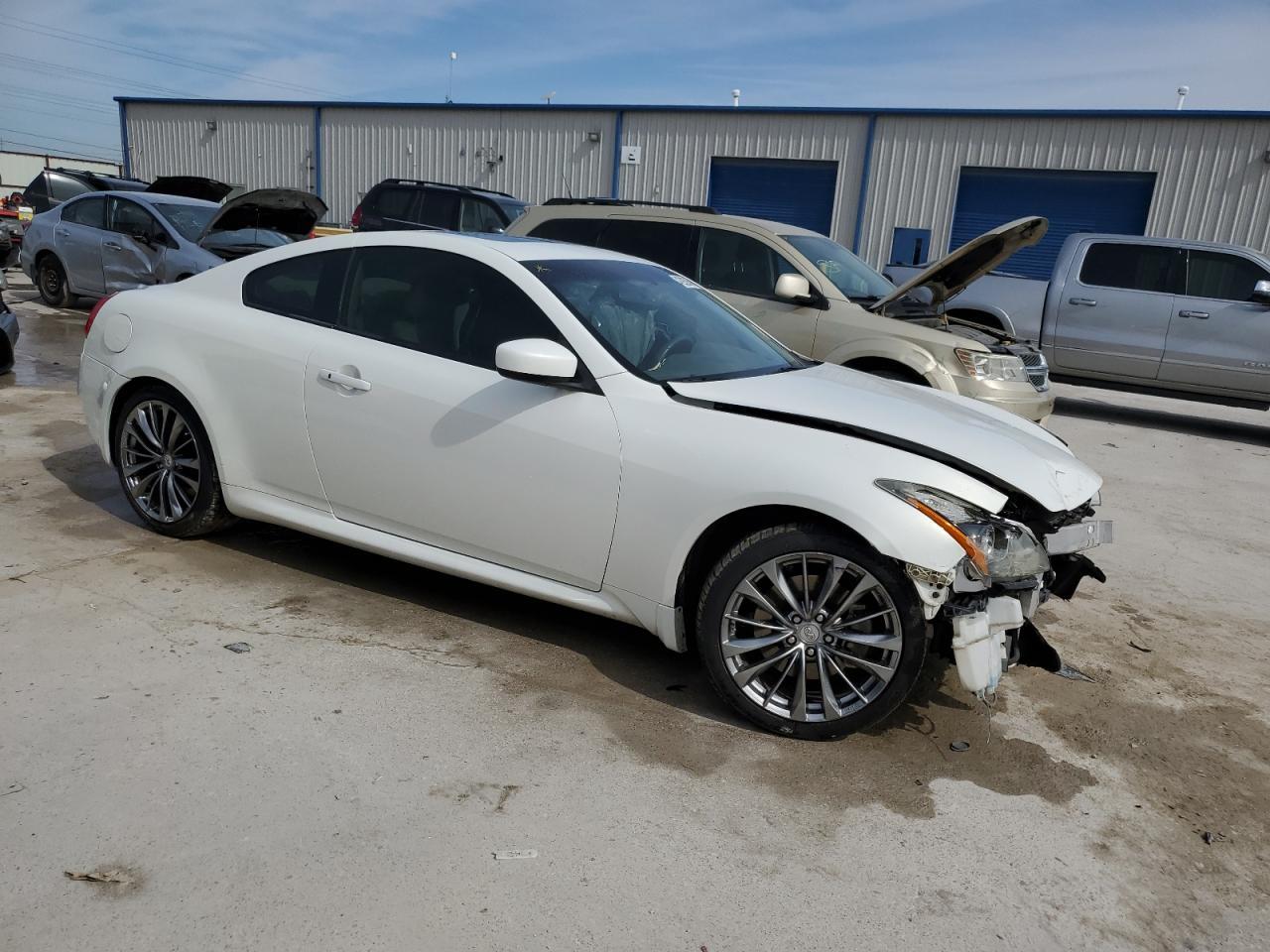 2012 INFINITI G37 - Image 4