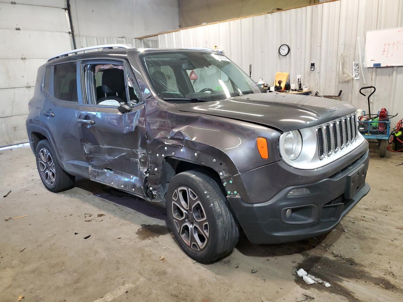 2017 JEEP RENEGADE L - Image 4