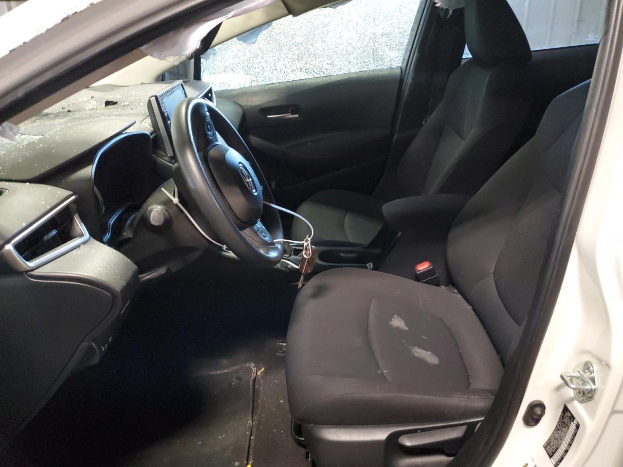 2021 TOYOTA COROLLA LE - Фото 7