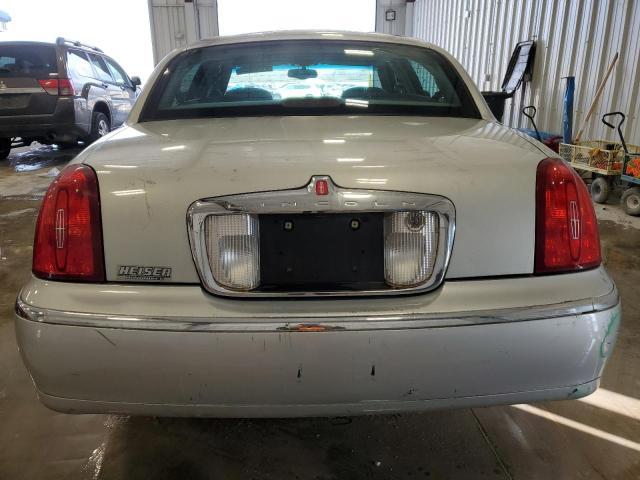 2001 Lincoln Town Car Executive - Фото 6