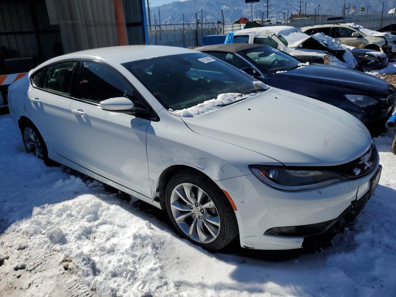 2015 CHRYSLER 200 S - Фото 4