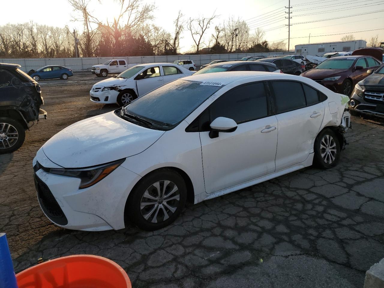 2022 TOYOTA COROLLA LE car image