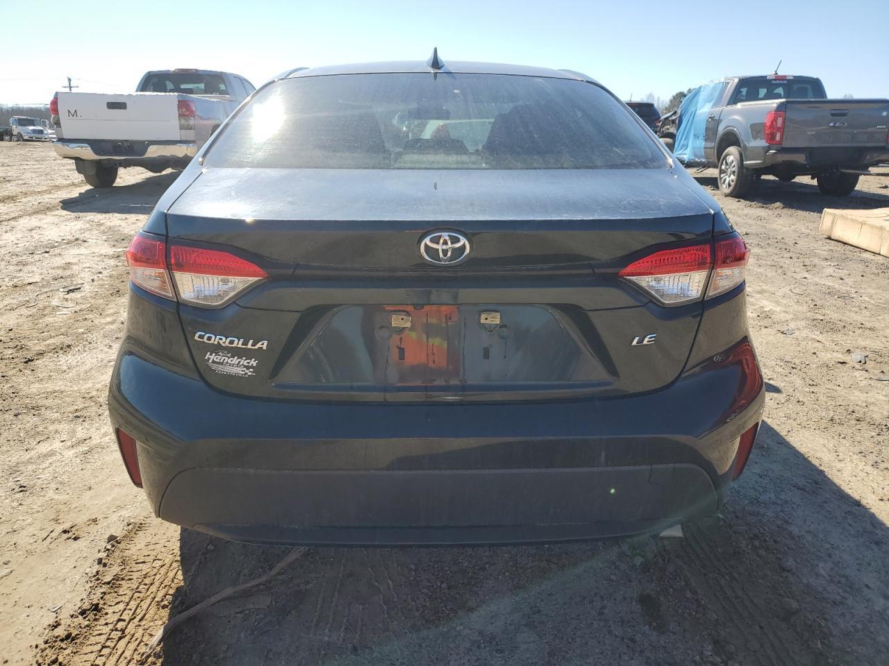 2020 TOYOTA COROLLA LE - Фото 6