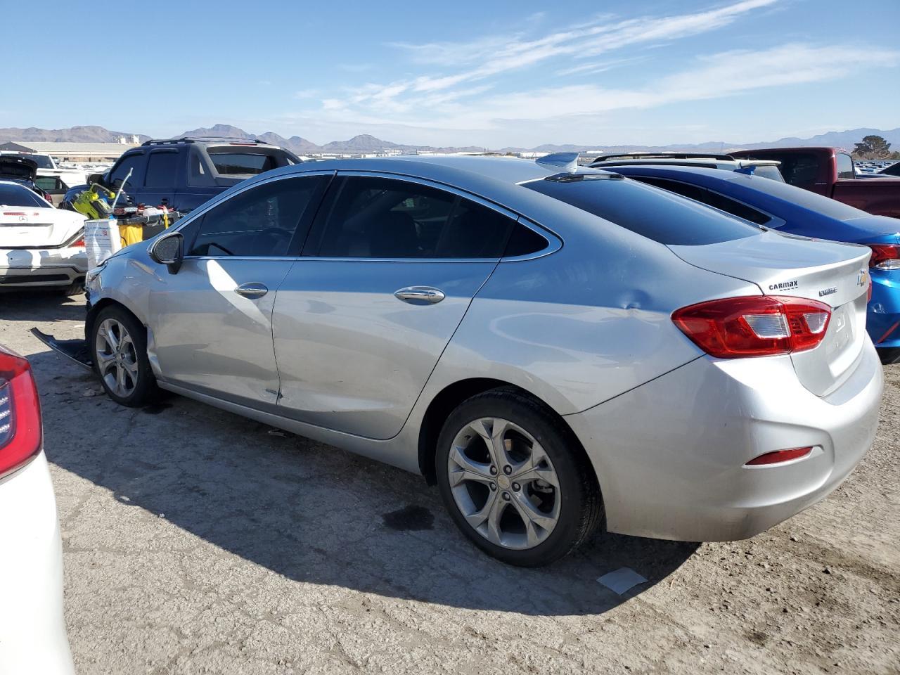 2017 CHEVROLET CRUZE PREM - Фото 2