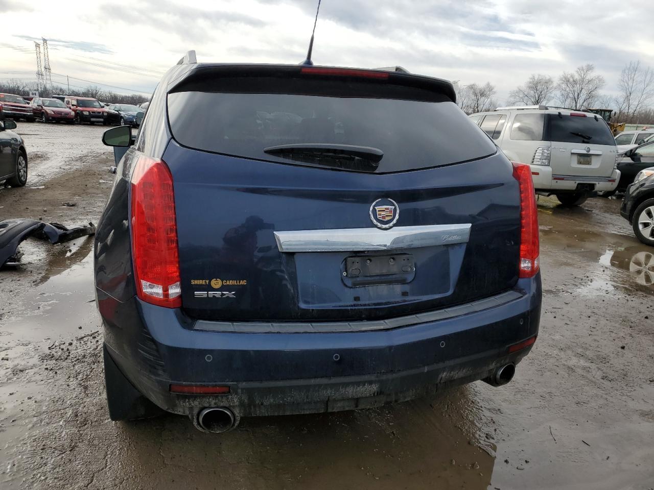 2011 CADILLAC SRX LUXURY - Image 6