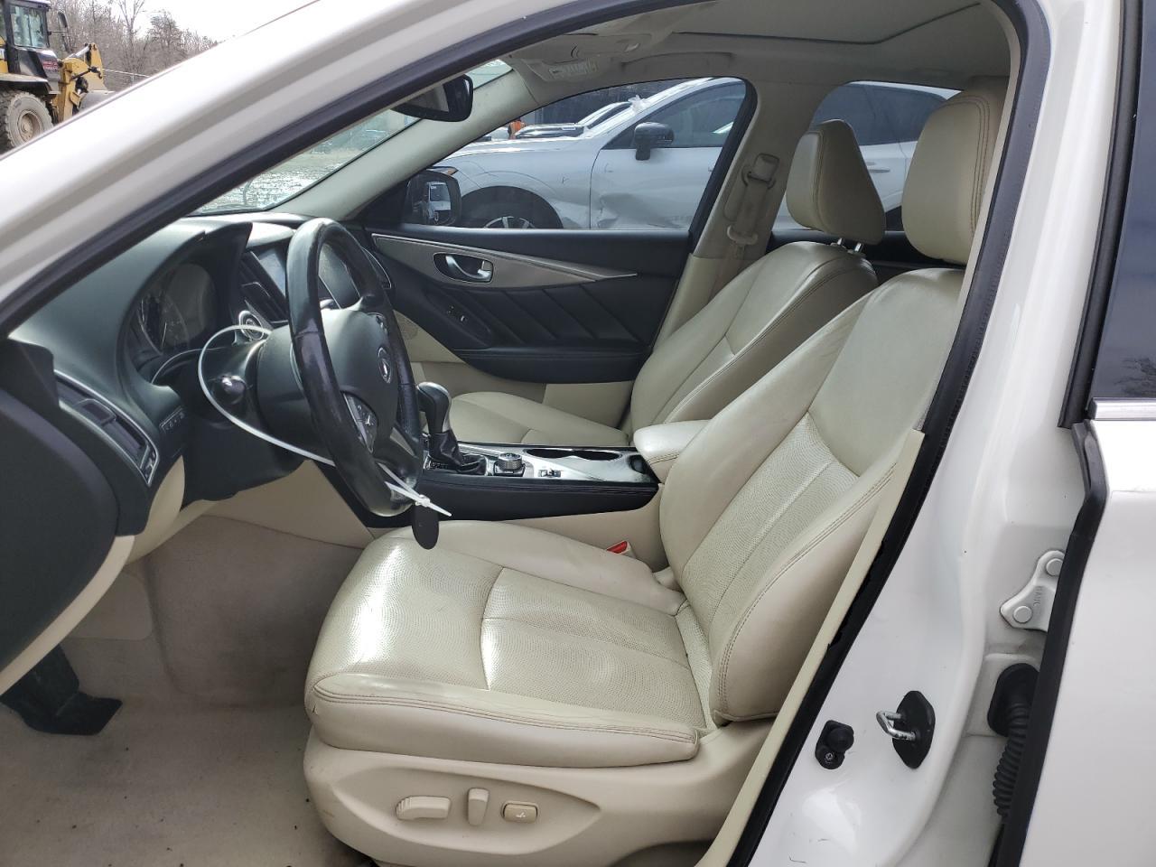 2015 INFINITI Q50 BASE - Image 7