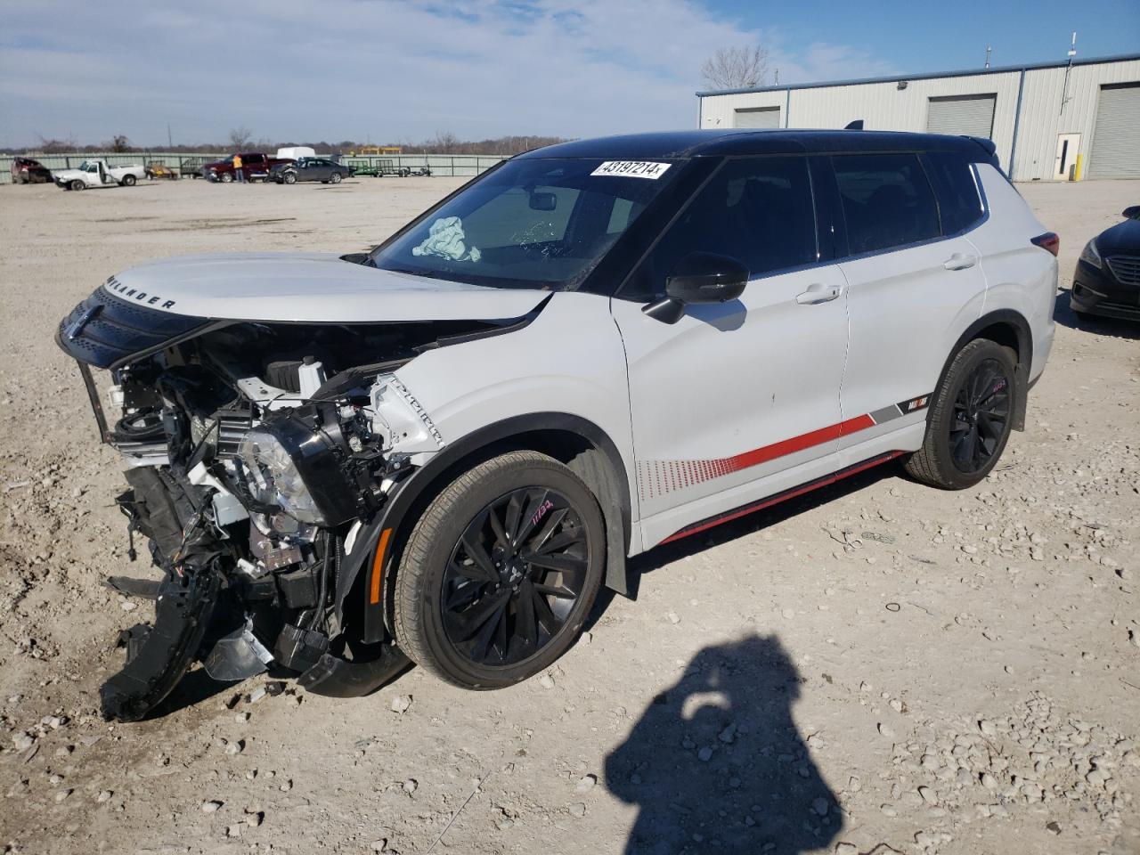 2023 MITSUBISHI OUTLANDER car image