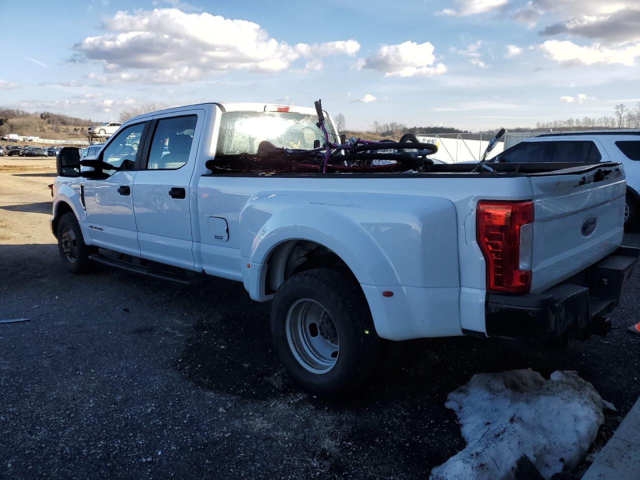 2017 FORD F350 SUPER - Image 2