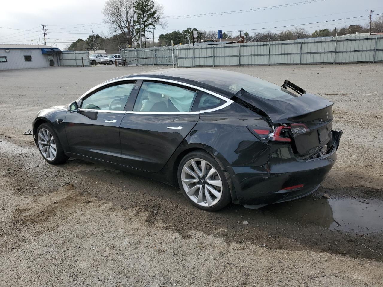 2019 TESLA MODEL 3 - Фото 2